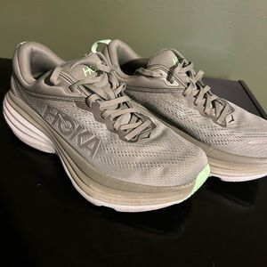 Hoka Bondi 8